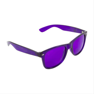 Фиолетовые подкрашиванные солнечные очки терапией светлого цвета объектива стекел УЛЬТРАФИОЛЕТОВЫЕ UVB
